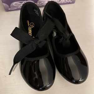 NWT Toddler Tap Shoes